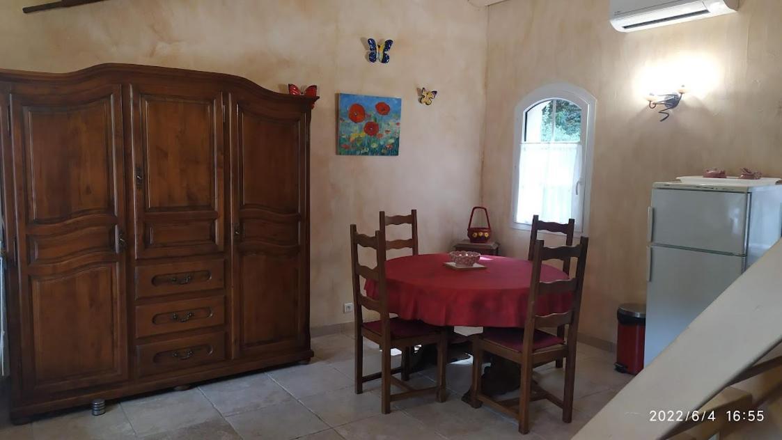 Bastide Du Maoupas Gîtes Belgentier Extérieur photo