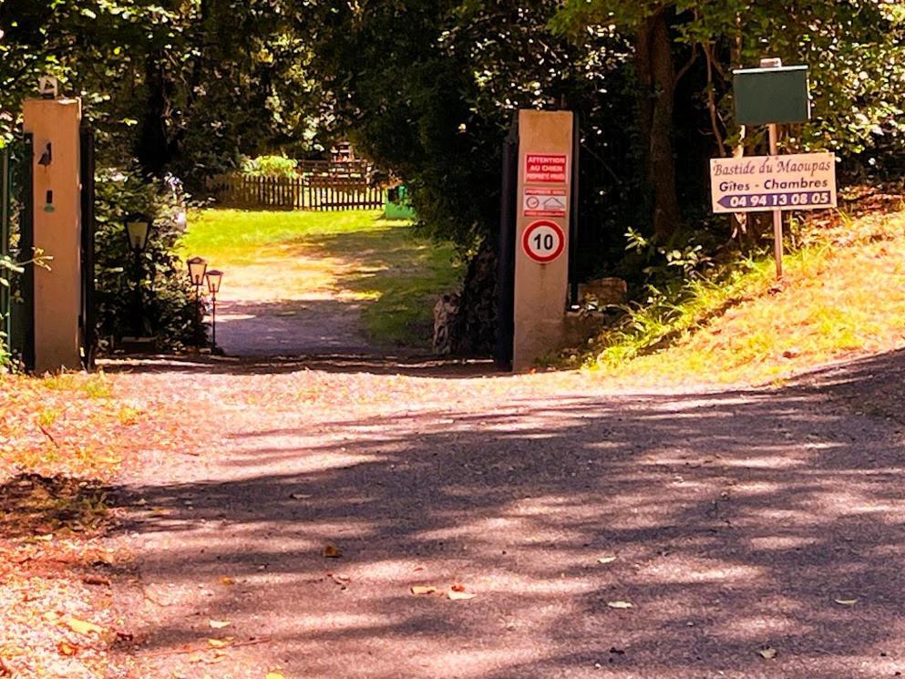 Bastide Du Maoupas Gîtes Belgentier Extérieur photo
